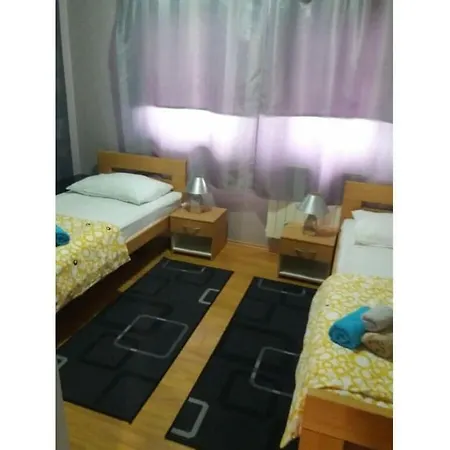 House D & E Comfortable Semesterbostad Labin (Istria)
